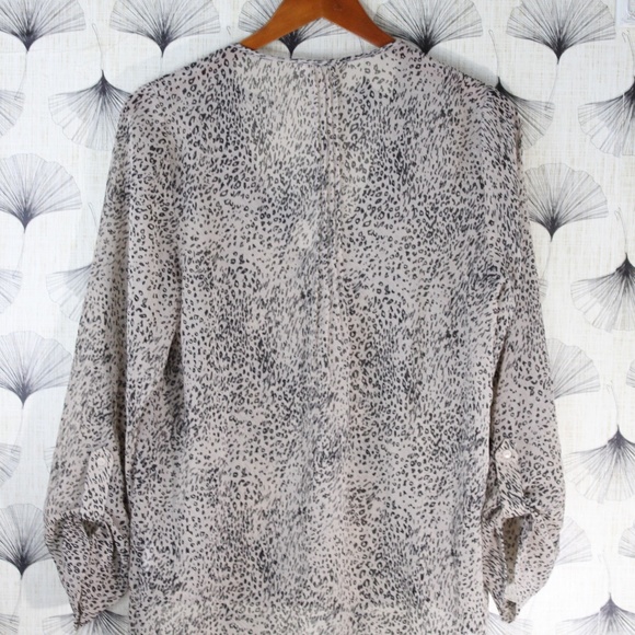 Pins and Needles Sheer Leopard Top - Picture 4 of 5